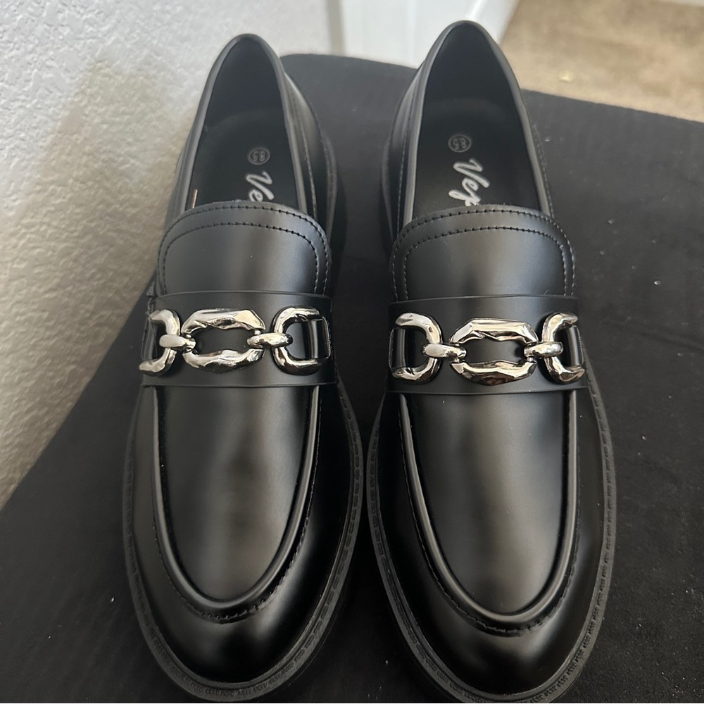 8.5 loafers for women